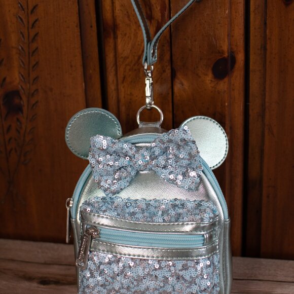 Like New Disney™ 2019 Arendelle Aqua Minnie Loungefly Mini Backpack/Wristlet - Picture 2 of 7